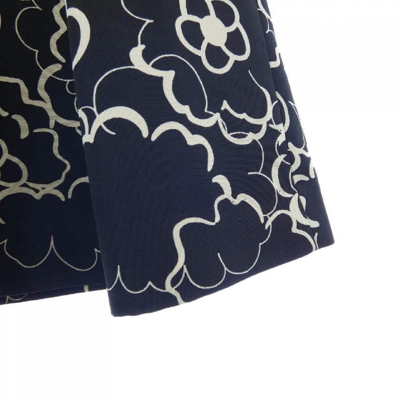 Đầm TO BE CHIC 646505