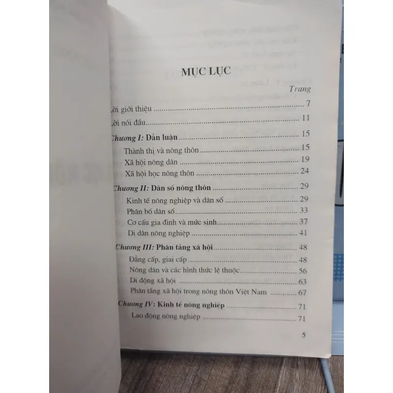 Sách: Xã hội học Nông Thôn (A2) - Tác giả: Bùi Quang Dũng 610564