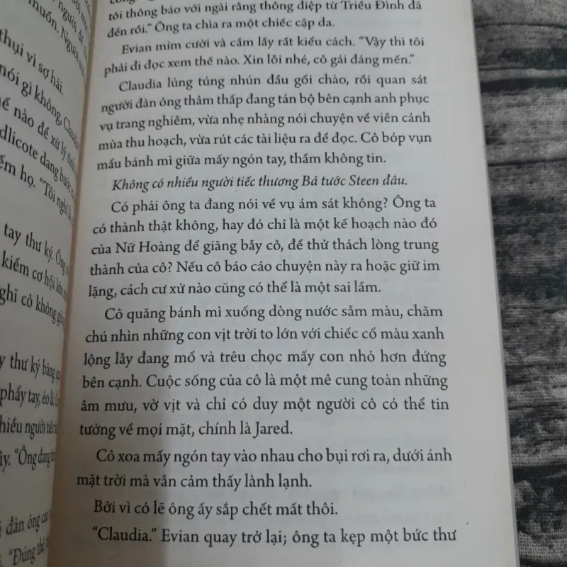 INCARCERON-Tg. CATHERINE FISHER. Thanh Tuyền dịch. Bản năm 2015 758156