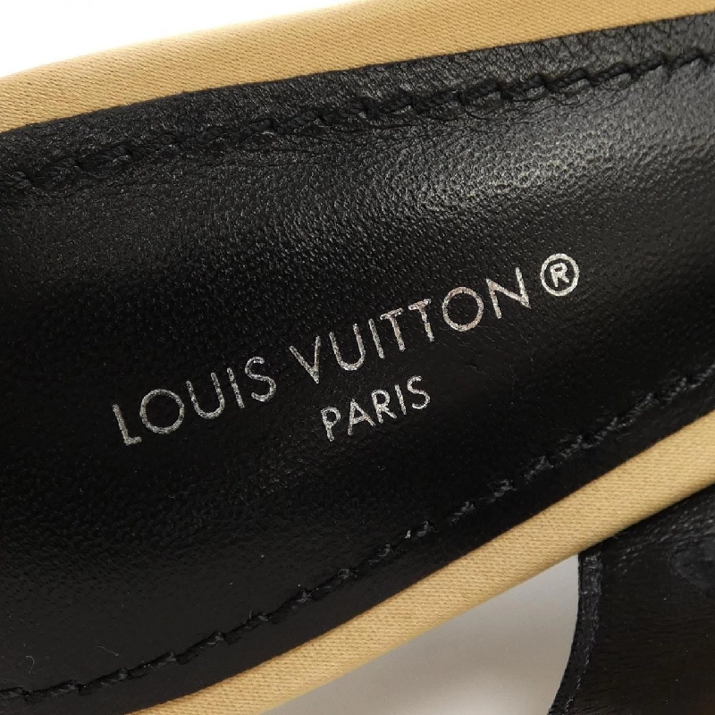 Giày Pump Arclight của Louis Vuitton 659152