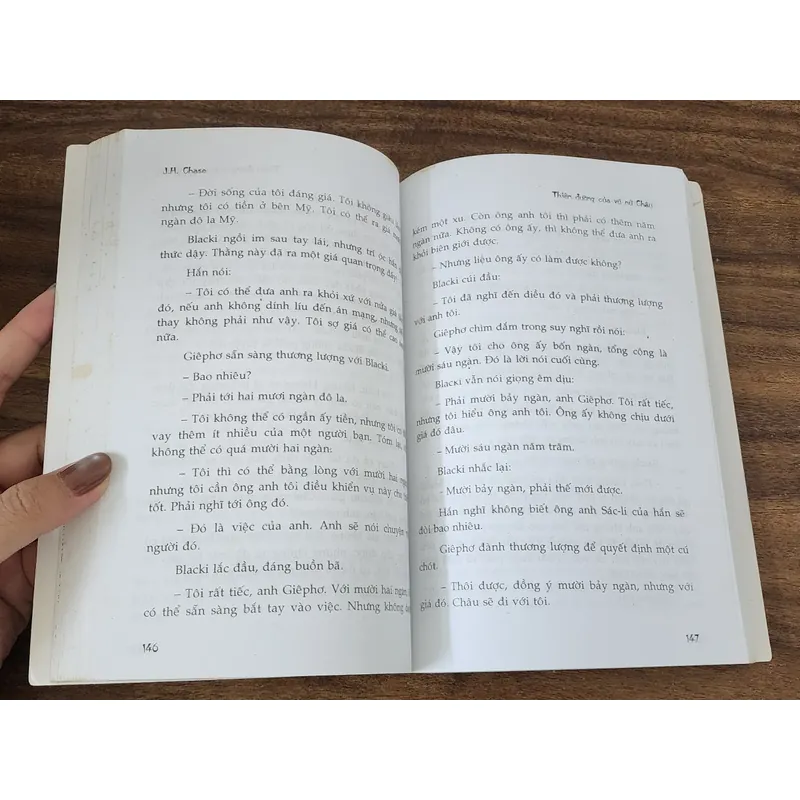 Tiểu thuyết của James Hadley Chase: THIÊN ĐƯỜNG CỦA VŨ NỮ CHÂU 719763