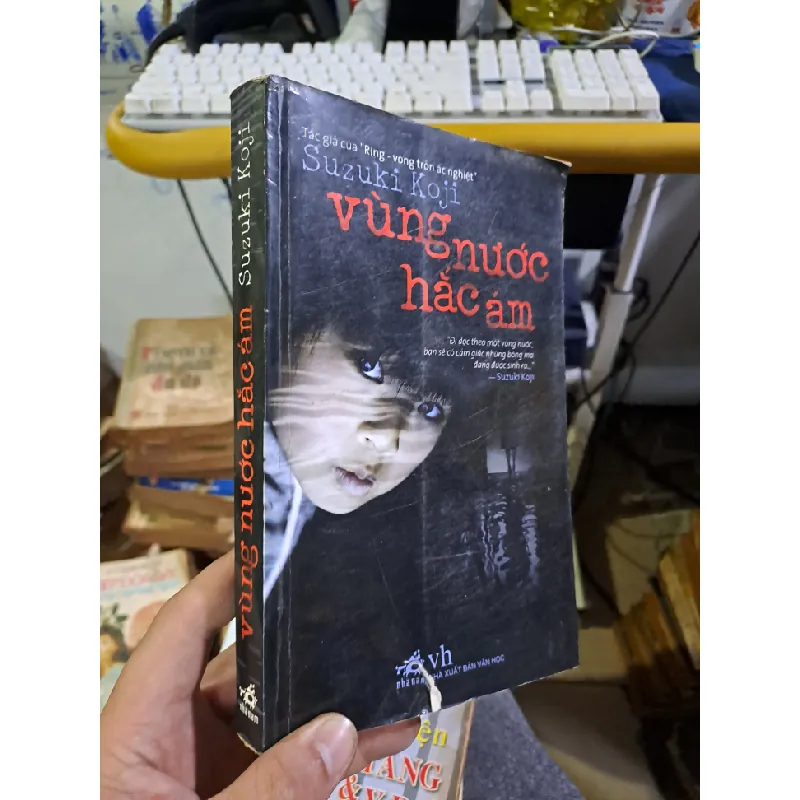 Vùng nước hắc ám Suzuki Koji mới 90% ố 2009 Văn học nước ngoài HCM1709 Blogmeo21025 578245