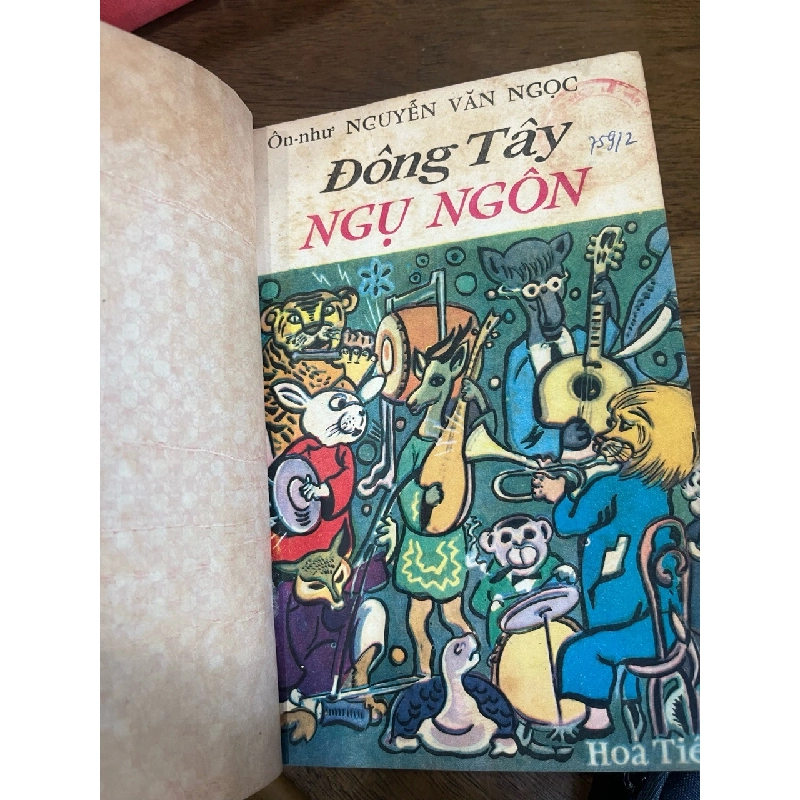 Đông Tây ngụ ngôn - Ôn như Nguyễn Văn Ngọc 1005735