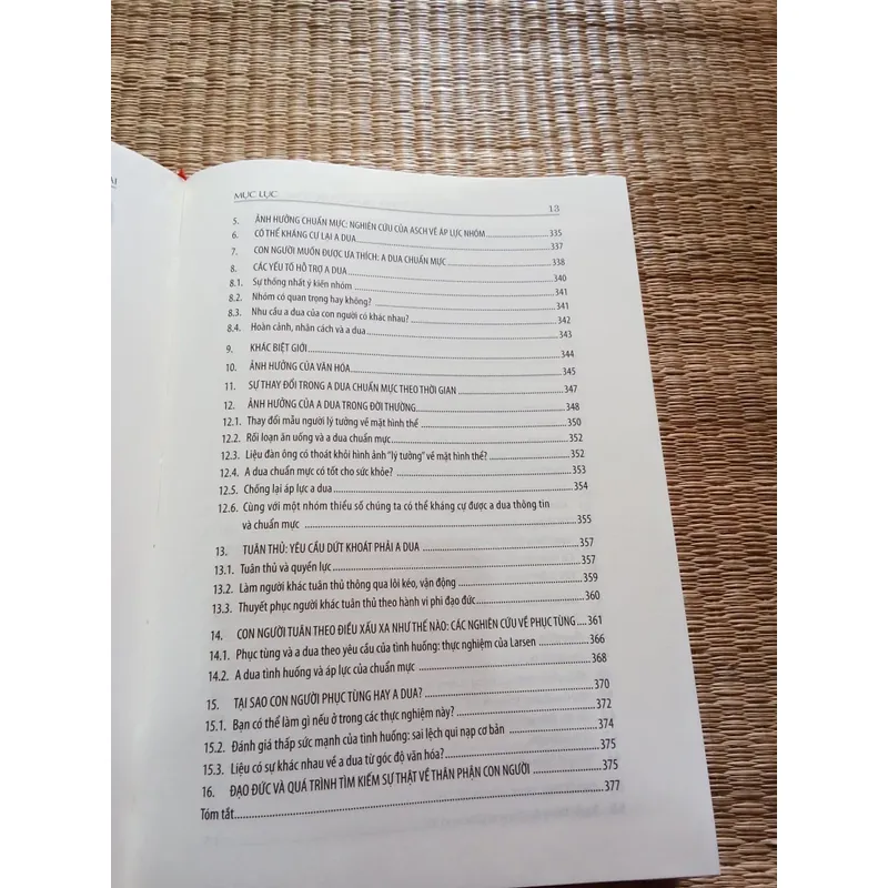 Tâm Lý Học Xã Hội Trong Cuộc Sống Hiện Đại - Bìa Cứng 675166