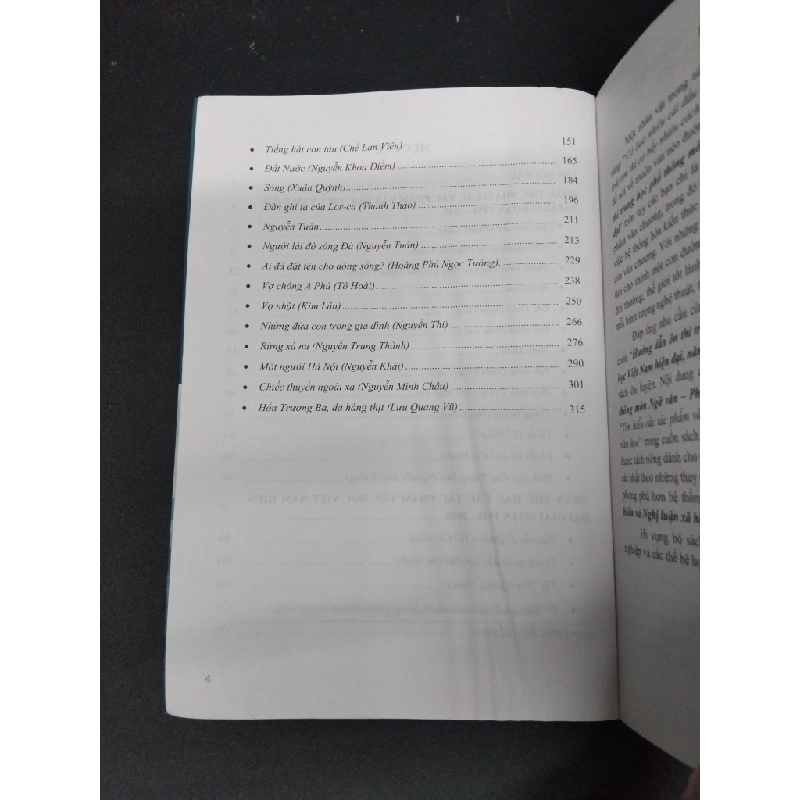 Hướng dẫn ôn thi trung học phổ thông phần văn học Việt Nam hiện đại - Ngữ văn mới 80% bẩn nhẹ có highlight vài trang cuối 2021 HCM2608 TS. Trịnh Thu Tuyết GIÁO TRÌNH, CHUYÊN MÔN 247015