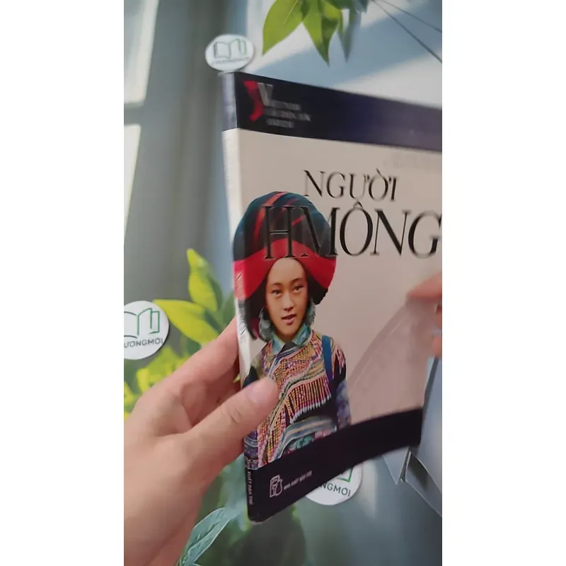 Người H'mông - Chu Thái Sơn & Trần Thị Thu Thủy 1018826