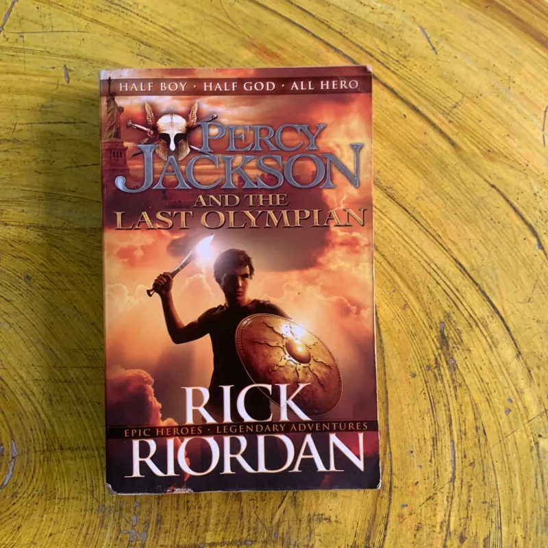 PERCY JACKSON AND THE LAST OLYMPIAN- RICK RIORDAN 1003062