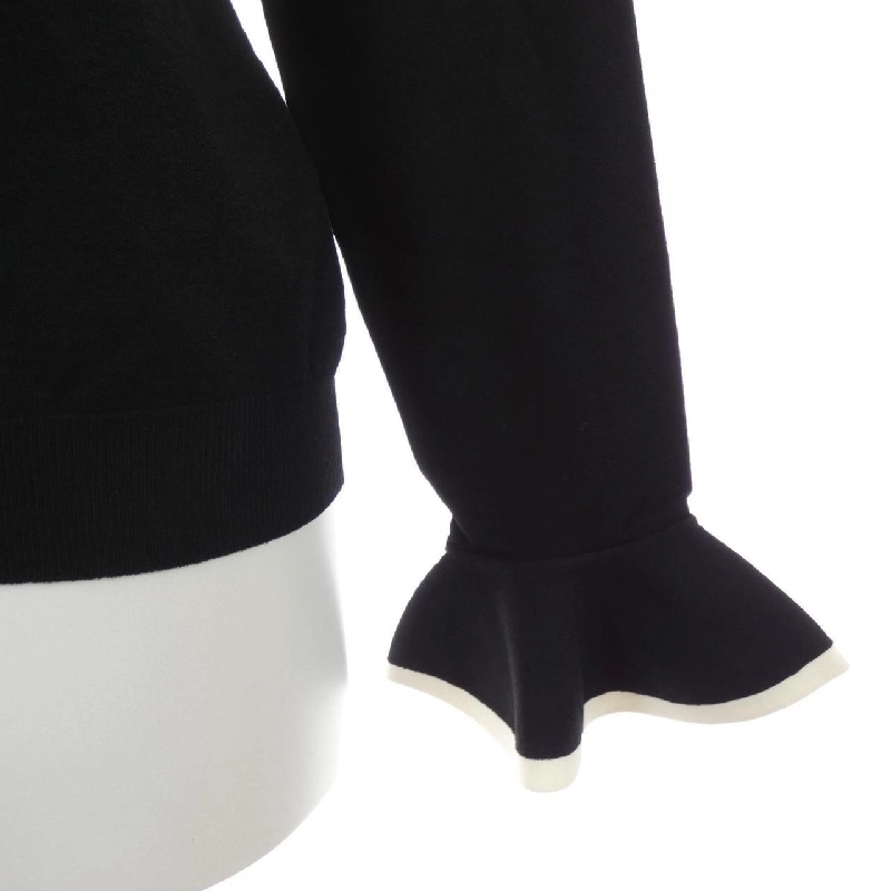 Áo len VALENTINO - Hàng hiệu Authentic 810960