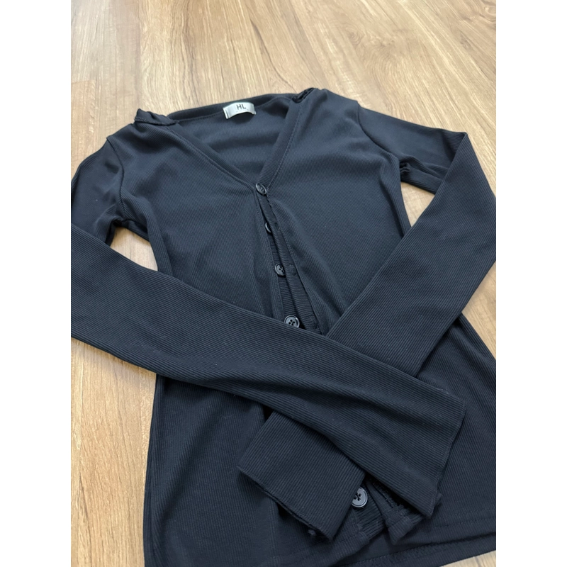 áo cardigan đen basic 🖤 546189