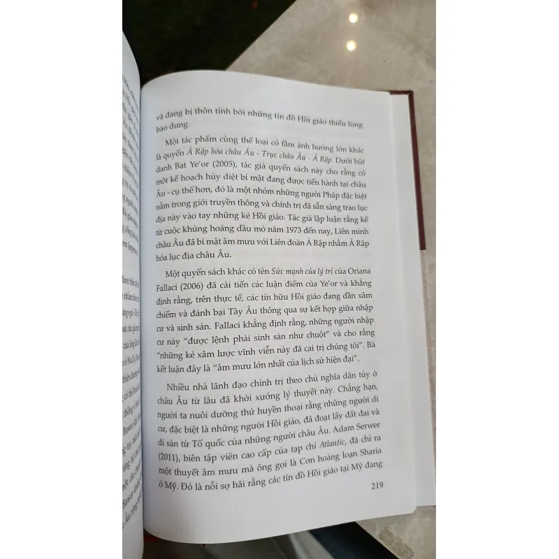 THUYẾT ÂM MƯU VÀ CHỦ NGHĨA DÂN TÚY - NGUYỄN VƯƠNG TUẤN 732968