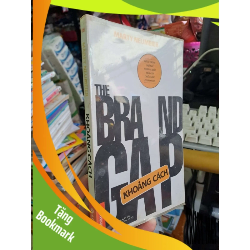 (TẶNG BOOKMARK) Khoảng cách - Neumeier - 2012 mới 80% ố - MARKETING KINH DOANH - RBK0111 946043