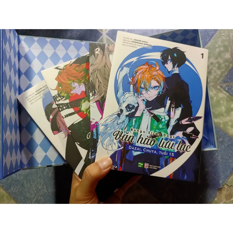 Văn hào lưu lạc ( hộp) 1003454