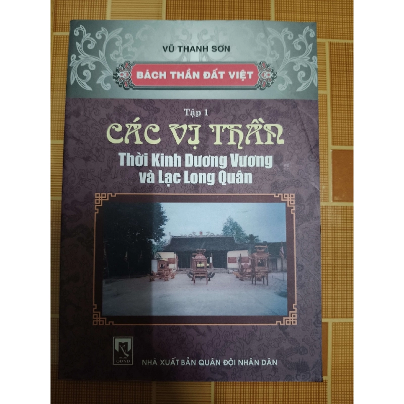 Các vị thần thời Kinh Dương Vương và Lạc Long Quân - 2010 -140 trang LỊCH SỬ - CHÍNH TRỊ - TRIẾT HỌC ANTQ1301 909958