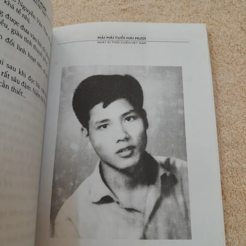 MÃI MÃI TUỔI HAI MƯƠI. NK liệt sỹ NGUYỄN VĂN THẠC. Biên soạn Đặng V. Hưng. In 2005 747893