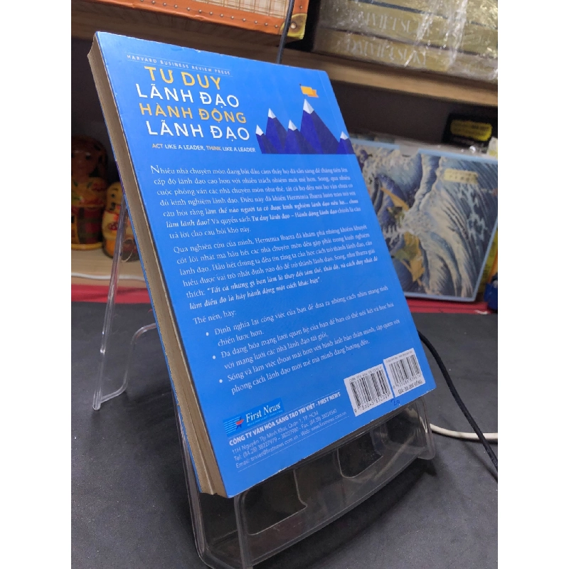 Tư duy lãnh đạo hành động lãnh đạo 2017 mới 75% ố vàng Herminia Ibarra HPB2806 KỸ NĂNG 915918