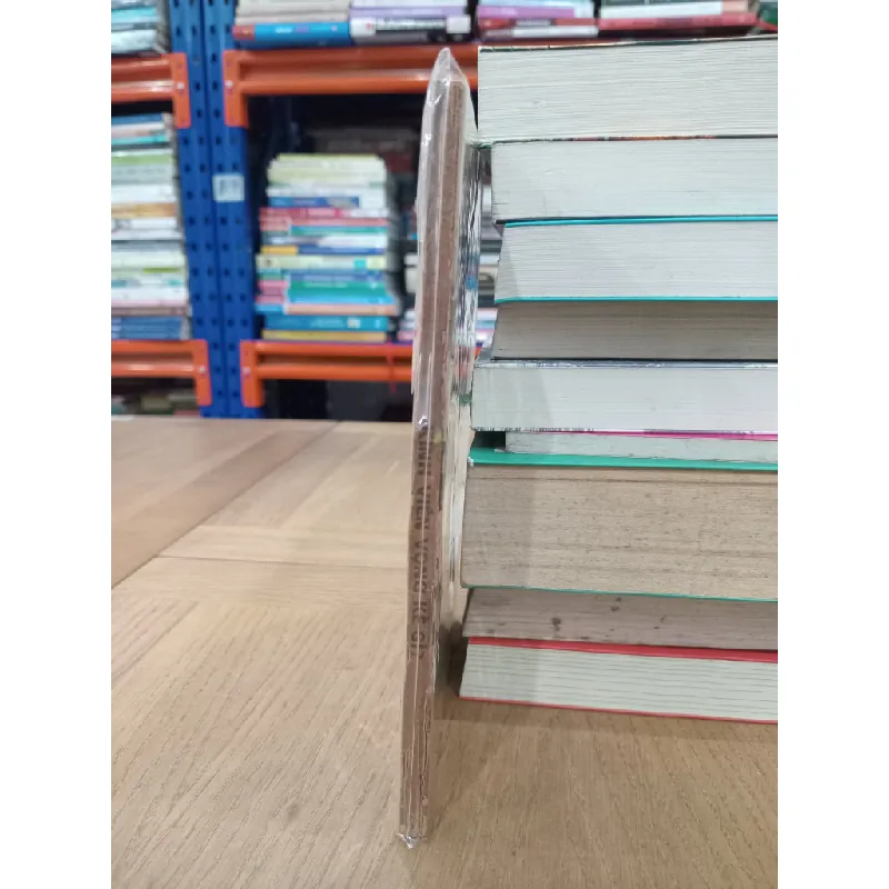 Kính viễn vọng kể gì - P.Cơ-lu-san-txép 688898