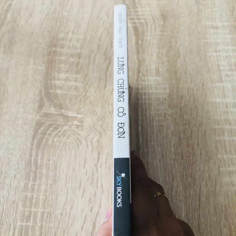 LƯNG CHỪNG CÔ ĐƠN 999355