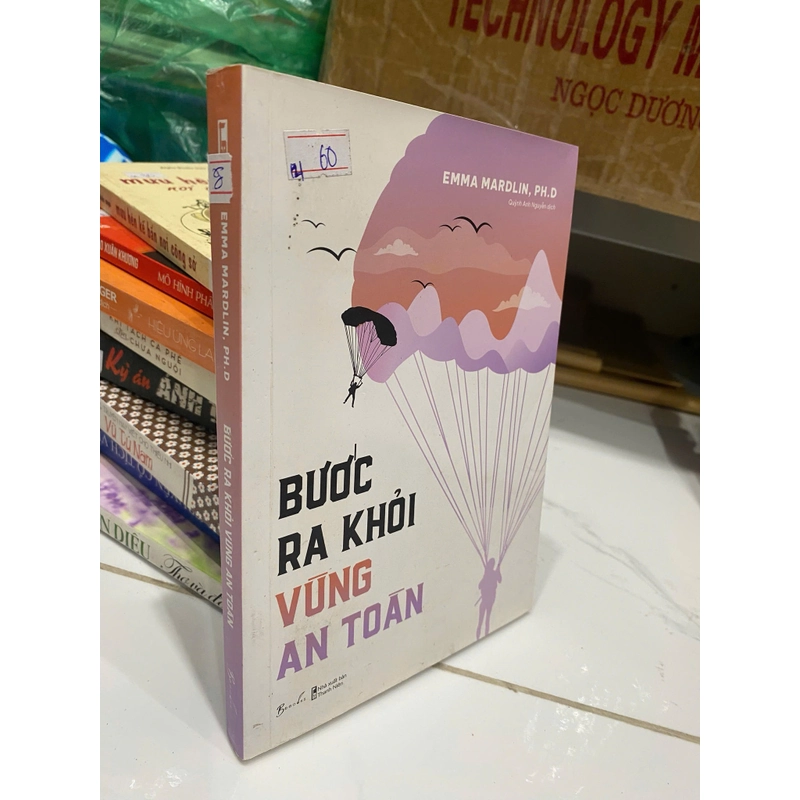 Sách Bước ra khỏi vùng an toàn 546339