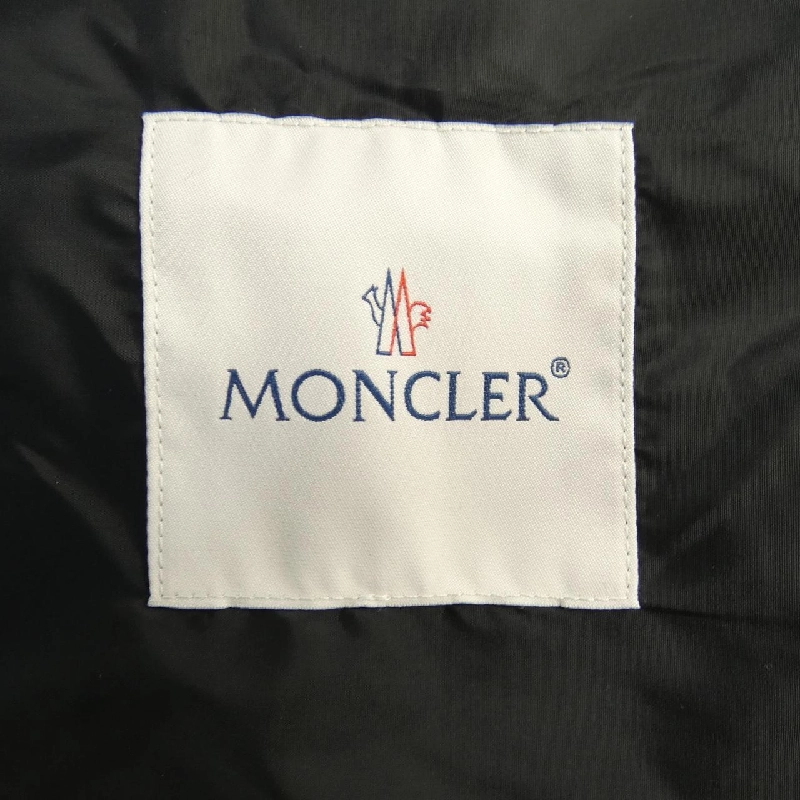 Áo khoác MONCLER WETE 632598