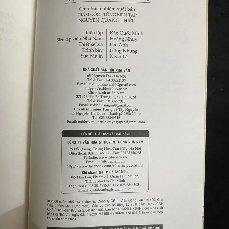 W hay là Ký ức tuổi thơ của nhà văn Pháp Georges Perec.   1030694