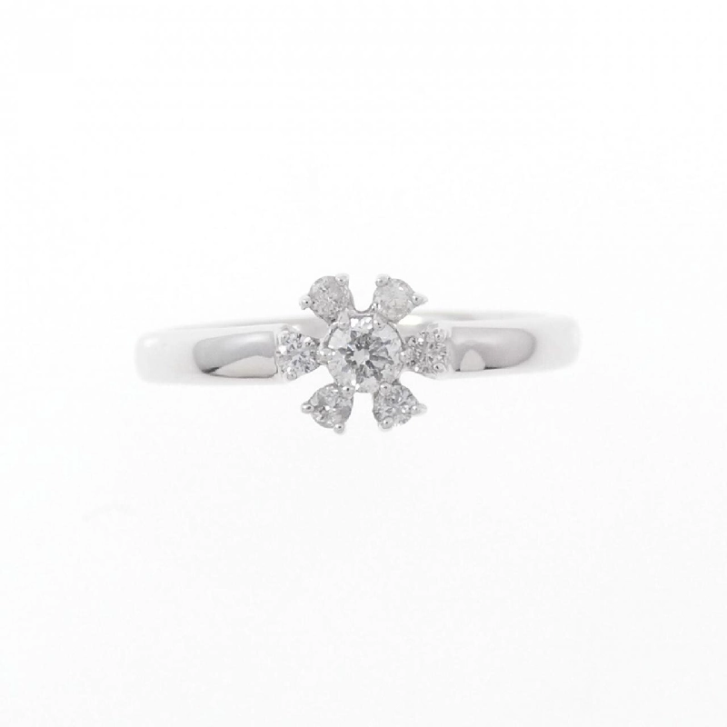 Nhẫn kim cương hoa K18WG 0.2CT 673550