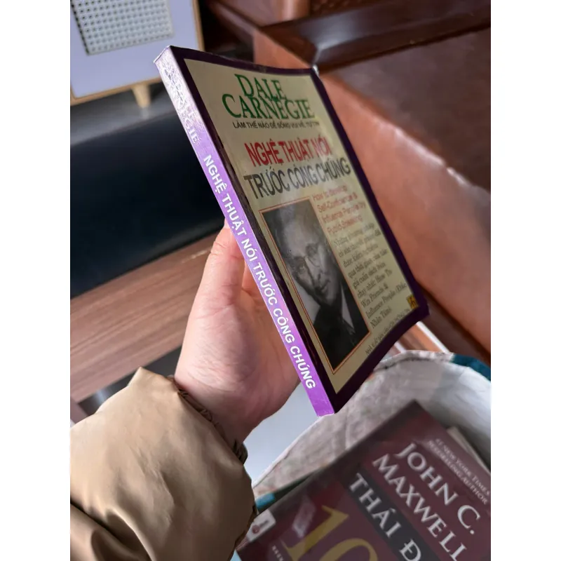 NGHỆ THUẬT NÓI TRƯỚC CÔNG CHÚNG- K4 1028204