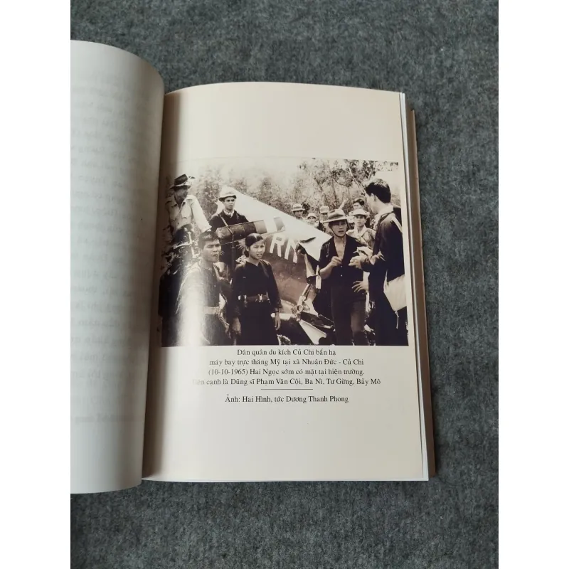 TRÊN NHỮNG NẺO ĐƯỜNG 700914