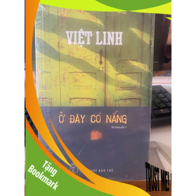 (TẶNG BOOKMARK) Ở đây có nắng - Việt Linh Sách văn học RBK0302 950225