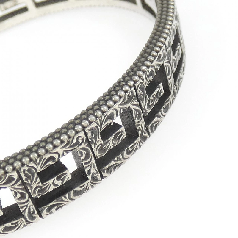 Vòng tay vuông G Gucci 665370