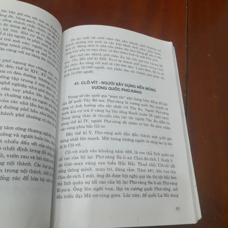 NHỮNG MẪU CHUYỆN LỊCH SỬ, quyển 1 1043602