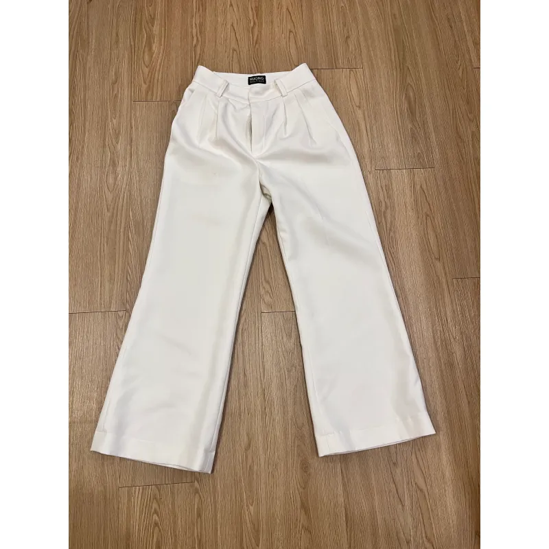 Váy áo còn mới, đẹp 572863