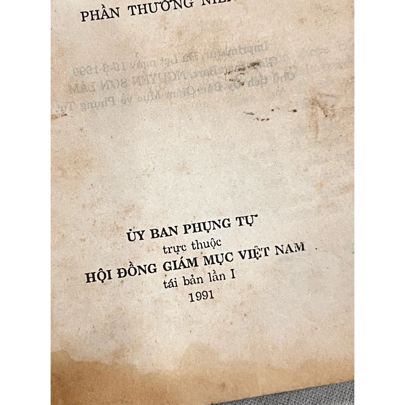 Các giờ kinh phụng vụ Bản in đầu tiên năm 1991 Giám much Bart. Nguyễn Sơn Lâm  385732