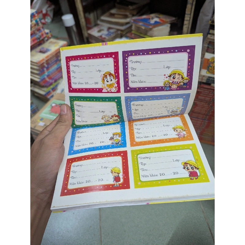 Truyện tranh nhóc tì lớp một Miko 575895