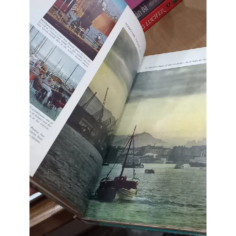 Life: World Library 697286