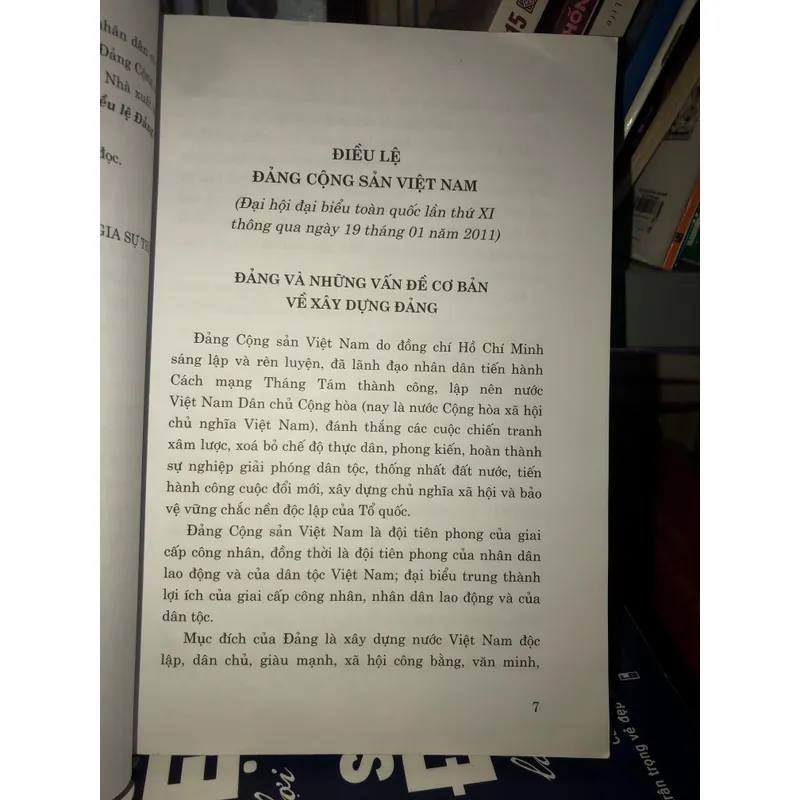 Điều lệ Đảng và một số quy định, hướng dẫn thi hành - Đảng cộng sản Việt Nam 716702