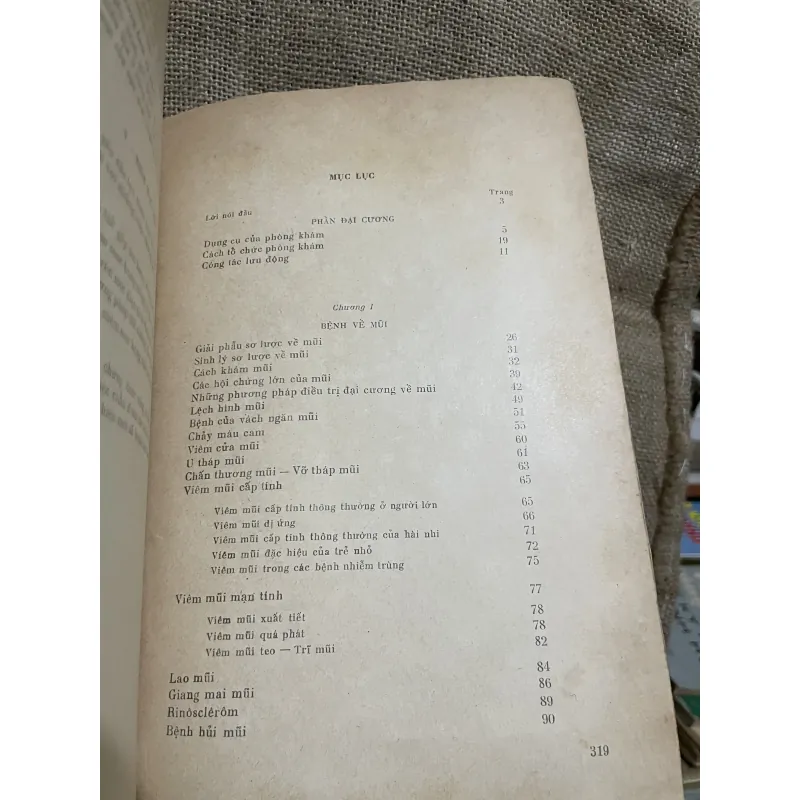 Tai mũi họng thực hành tập 1 -1974- sách y khổ lớn  979700