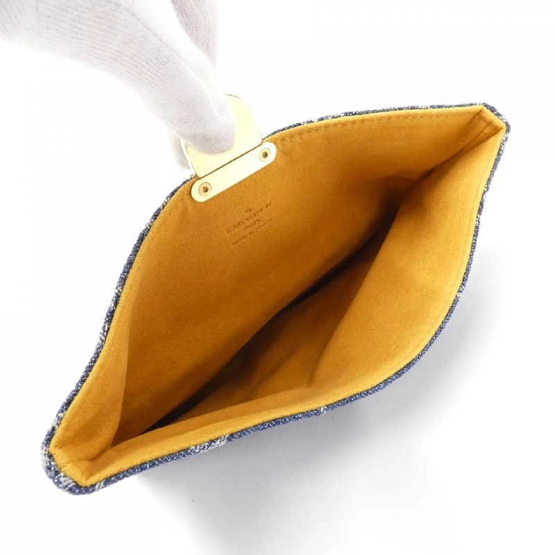Túi xách Louis Vuitton Monogram Denim Pouch M95007 623414