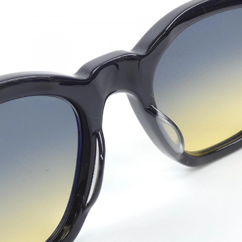 Kính mát CHROME HEARTS SMOKE SHOW - Hàng hiệu Authentic 884360