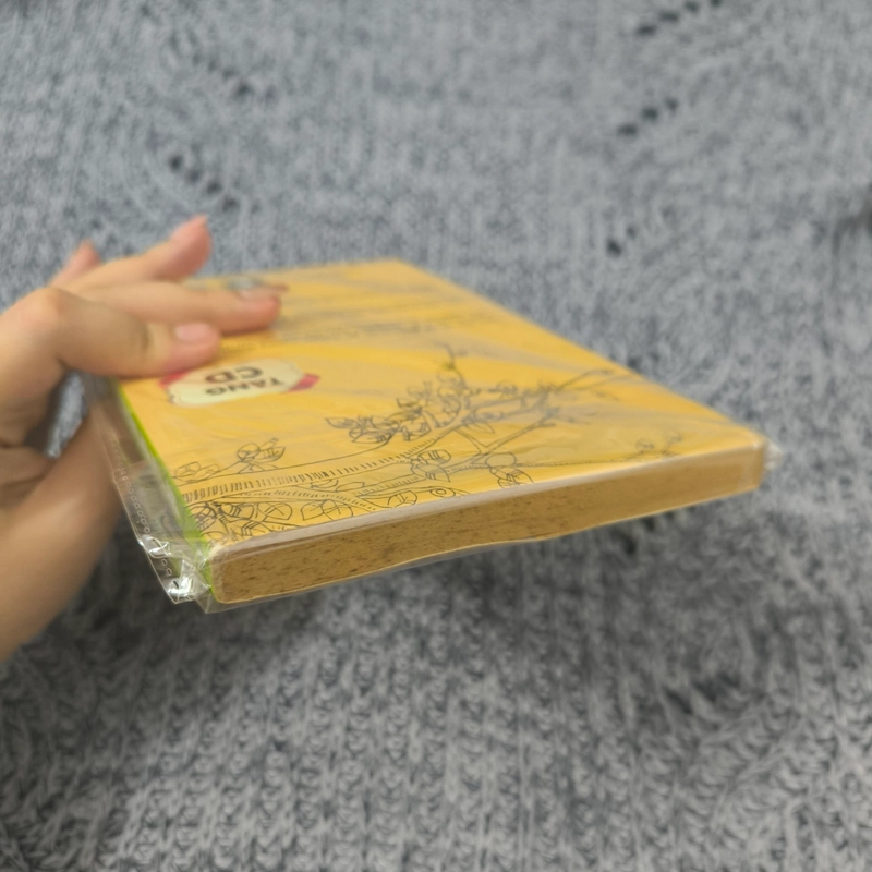 Tay Tìm Tay Níu Tay - Hamlet Trương (Tặng kèm CD) 550442