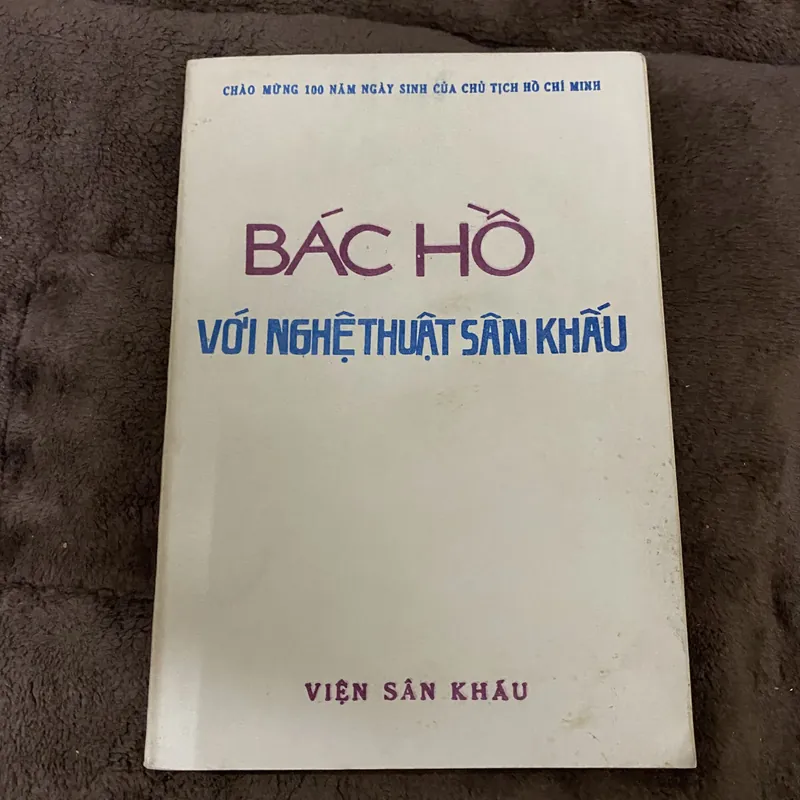 Bác Hồ với nghệ thuật sân khấu 628627