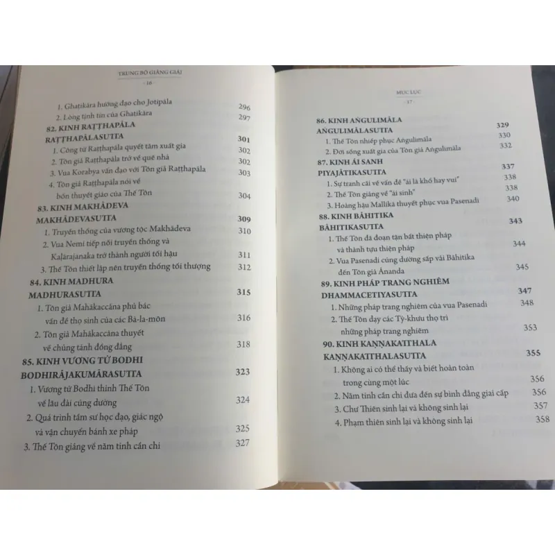 Trung Bộ Giảng Giải - Trọn Bộ 4 Tập 775872