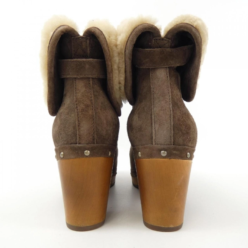 Giày bốt UGG - Hàng hiệu Authentic 830768