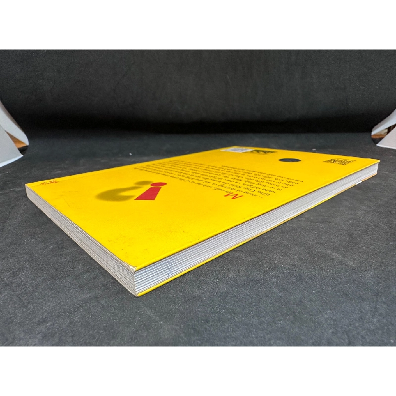 Nhìn Mặt Mà Bắt Hình Dong - Tedbooks - Chip Kidd, Mới 80% (Ố Nhẹ), 2017 SBM.VH2504 450597