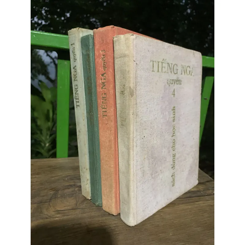 Học tiếng Nga, dùng cho học sinh, quyển 1-2-3-4, in tại Nga 1030538