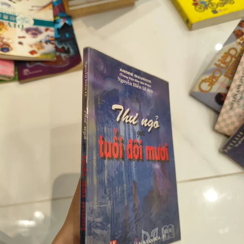 Thư ngõ gởi tuổi đôi mươi  576793