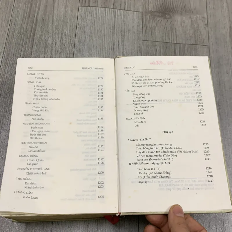 Thơ mới 1932 1945 tác giả và tác phẩm. 2a1 746966