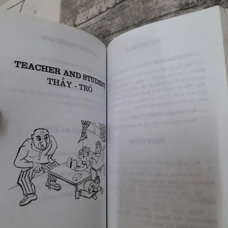 Truyện song ngữ - Nụ Cười Anh Việt. B soạn và dịch Hương Thủy Anh đào 714805