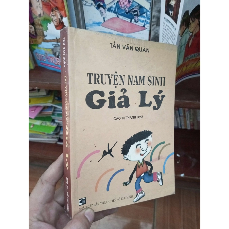 Truyện nam sinh giả lý - Văn Quân 2003 Sách truyện VAVO-AK19 936034