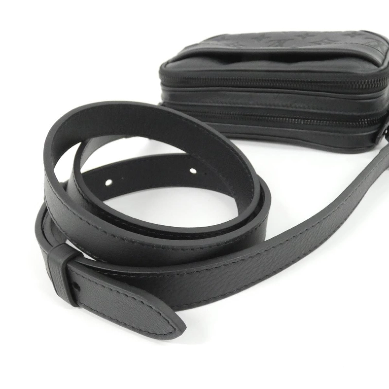 Ví đeo tay Louis Vuitton Monogram Shadow Alpha M82544 - Hàng hiệu Authentic 769196