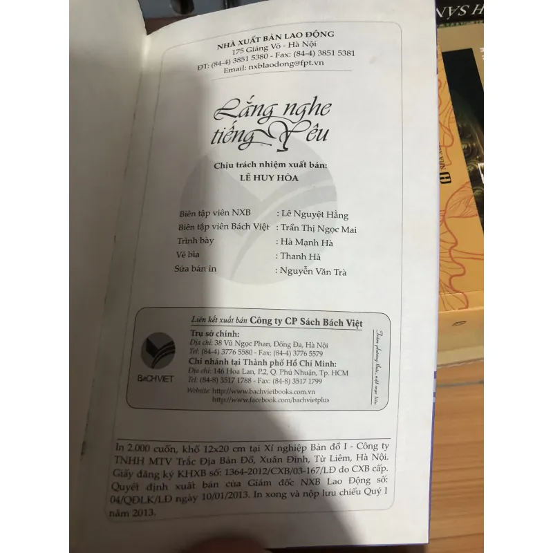 Tiểu thuyết Lắng nghe tiếng yêu 990602